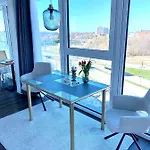 Apartment Helles über Den Dächern Rostocks *