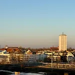Helles über Den Dächern Rostocks Apartment
